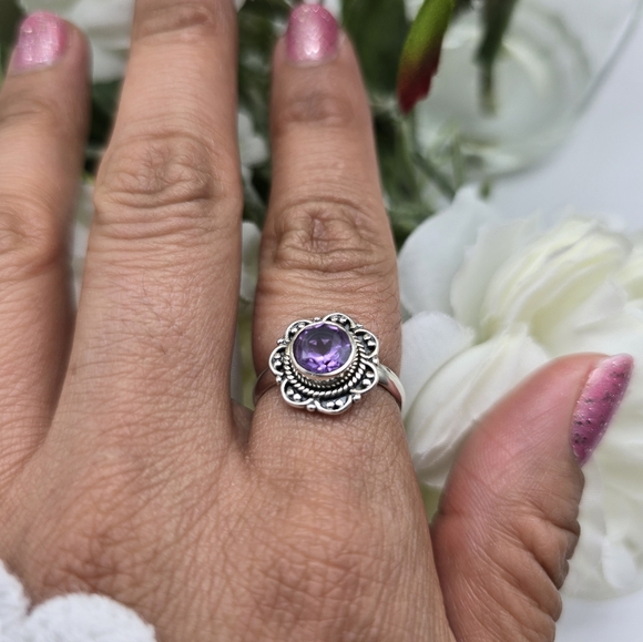 ❤️ HEALING FLOWER STERLING SILVER RING - Picture 3 of 4